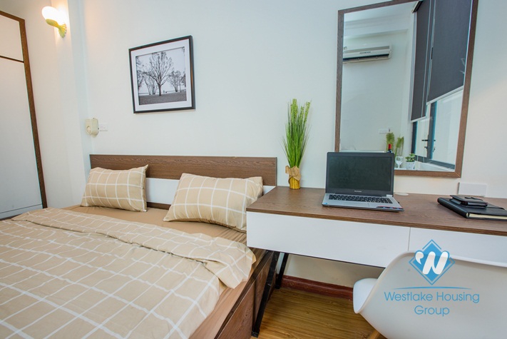 Nice single apartment for rent on Thai Thinh, Dong Da, Hanoi